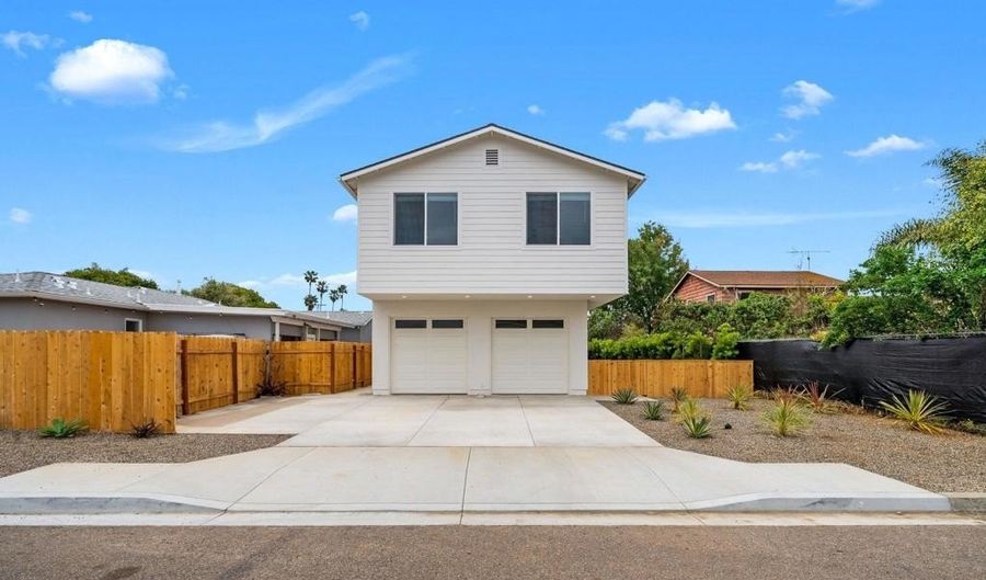 2501 Davis Ave, Carlsbad, CA 92008 - 6 Beds, 5 Bath