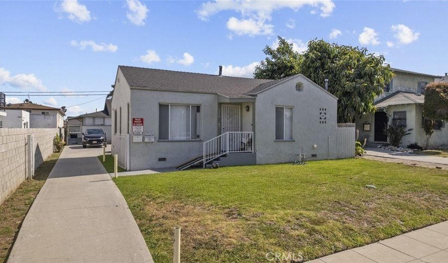 1548 W 84th St, Los Angeles, CA 90047 - 5 Beds, 3 Bath