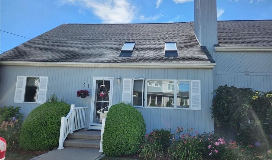 47 Treasure Rd, Narragansett, RI 02882 - 0 Beds, 1 Bath