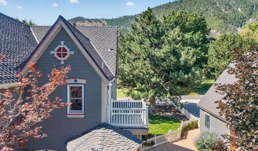 212 Kinsey Way, Genoa, NV 89411 - 4 Beds, 4 Bath