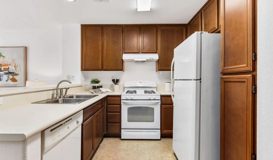 514 62Nd St 19, San Diego, CA 92114 - 3 Beds, 3 Bath