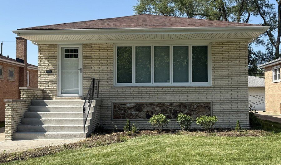 3906 W 117TH St, Alsip, IL 60803 - 3 Beds, 3 Bath