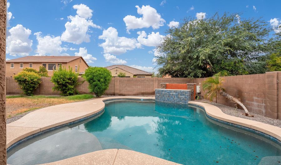 3693 E SPARROW Pl, Chandler, AZ 85286 - 5 Beds, 3 Bath