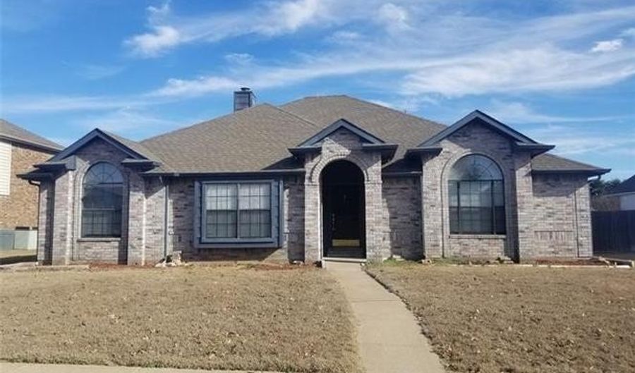 1208 Berkshire Ct, Allen, TX 75002 - 3 Beds, 2 Bath