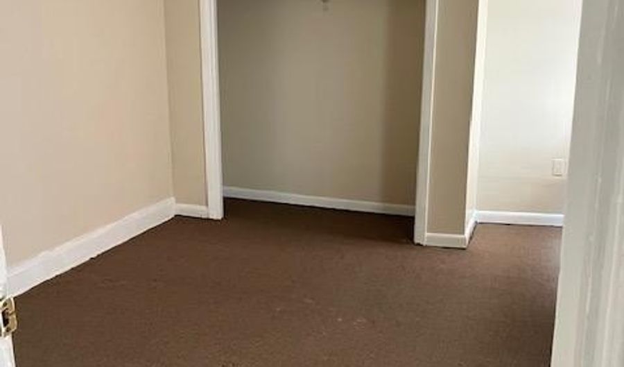 219 S BROADWAY # 2ND FLOOR REAR, Baltimore, MD 21231 - 1 Beds, 1 Bath