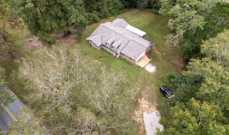 720 County Rd 29, Abbeville, AL 36310 - 3 Beds, 2 Bath