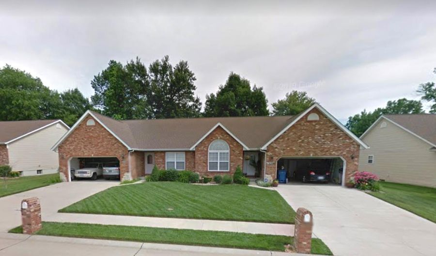 2212 MADERO Dr, Belleville, IL 62221 - 3 Beds, 3 Bath