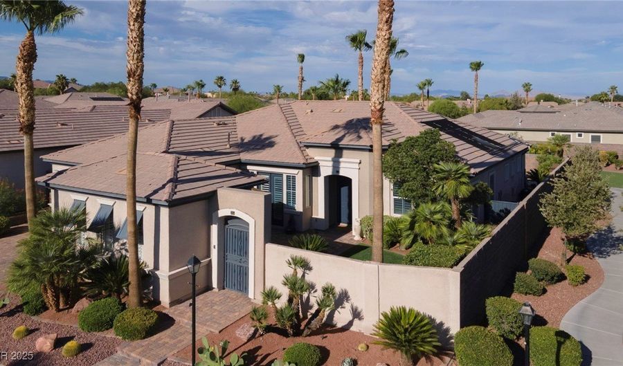 3212 WISTERIA TREE St, Las Vegas, NV 89135 - 3 Beds, 3 Bath