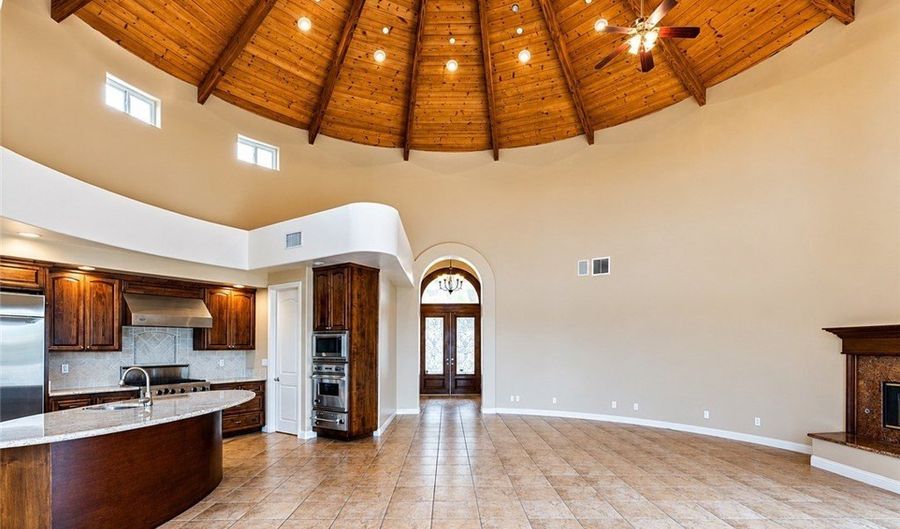 1303 Sycamore, Fallbrook, CA 92028 - 6 Beds, 6 Bath