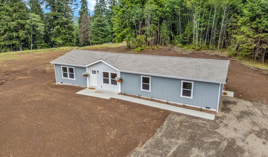 91963 Hwy 202, Astoria, OR 97103 - 3 Beds, 2 Bath