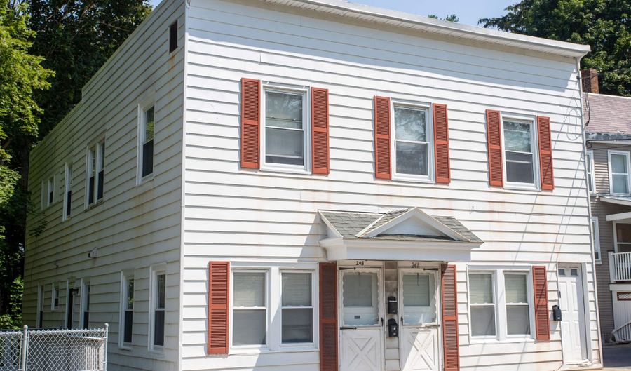 239 241 Elm St, Bennington, VT 05201 - 6 Beds, 3 Bath