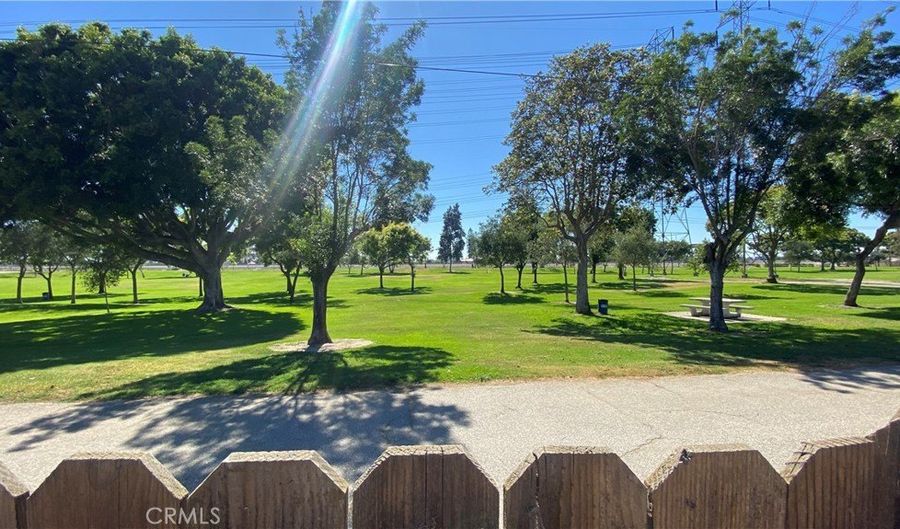 11357 Idaho Ave, South Gate, CA 90280 - 3 Beds, 1 Bath