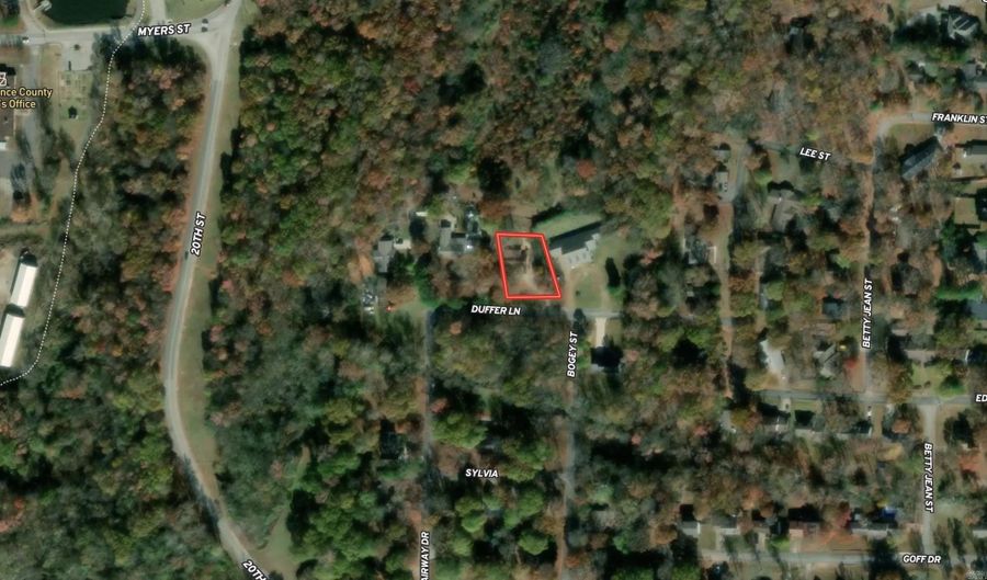 2125 Duffer Ln, Batesville, AR 72501 - 5 Beds, 3 Bath