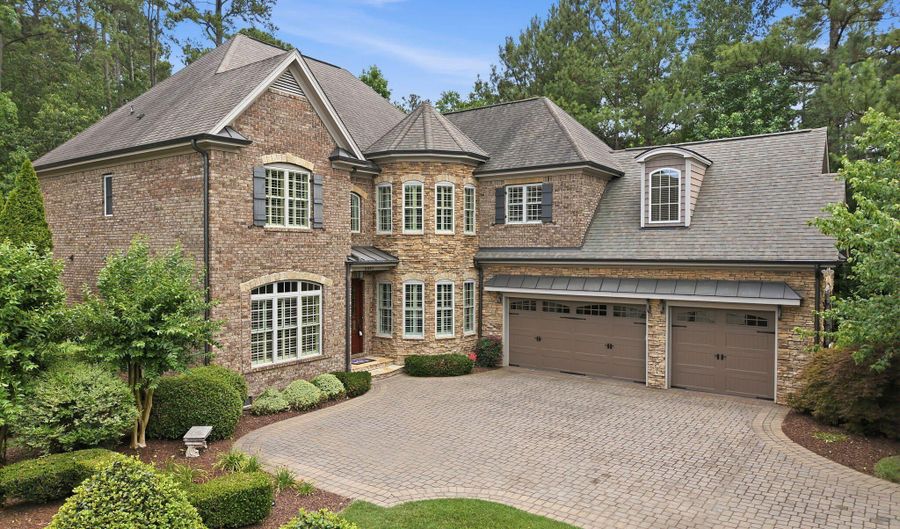 2097 Van Gogh Ln, Apex, NC 27539 - 5 Beds, 6 Bath