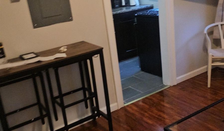 307 Atlantic Ave, Atlantic City, NJ 08401 - 2 Beds, 1 Bath