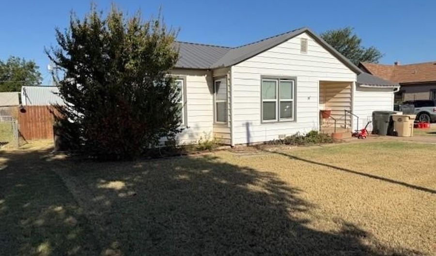 400 Commercial Ave, Anson, TX 79501 - 3 Beds, 1 Bath