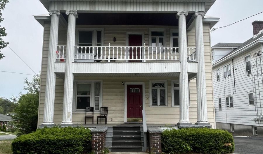 830 Western Ave 2, Albany, NY 12203 - 4 Beds, 3 Bath