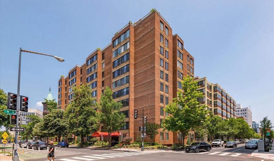 1301 20TH St NW #108, Washington, DC 20036 - 1 Beds, 1 Bath