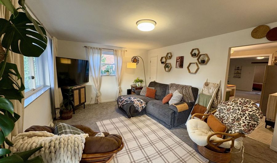 9039 Oak Ln, Alexandria, KY 41001 - 4 Beds, 1 Bath