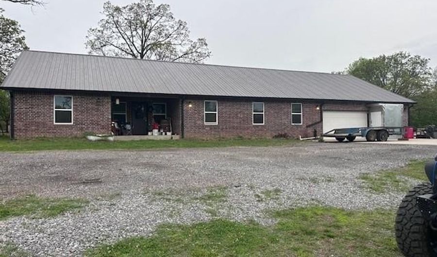 8105 N 428 Rd, Adair, OK 74330 - 4 Beds, 3 Bath