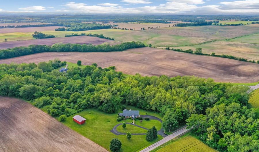 445 Cedar Hill Rd SW, Amanda, OH 43102 - 5 Beds, 3 Bath