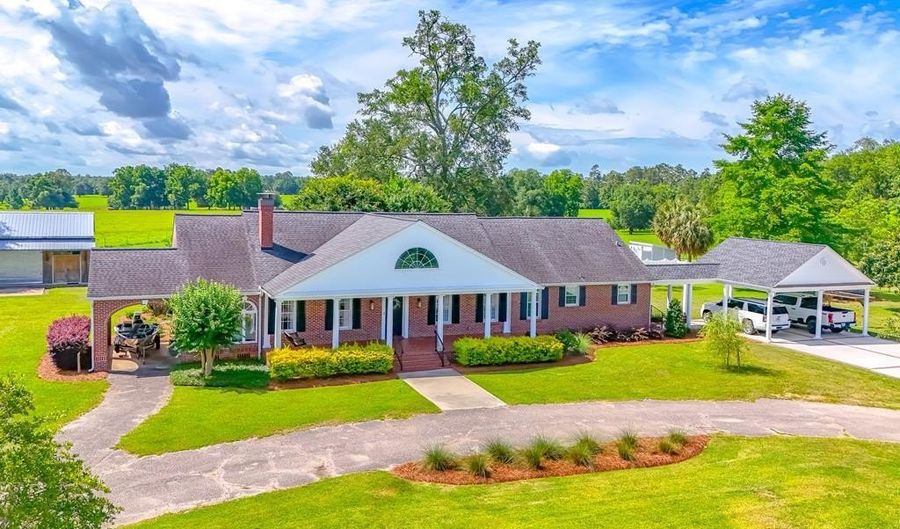 1267 Quincy Hwy, Attapulgus, GA 39815 - 3 Beds, 3 Bath
