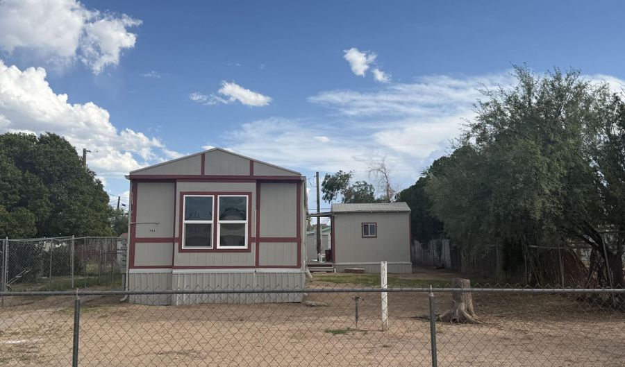 280 E Flint St, Benson, AZ 85602 - 3 Beds, 2 Bath