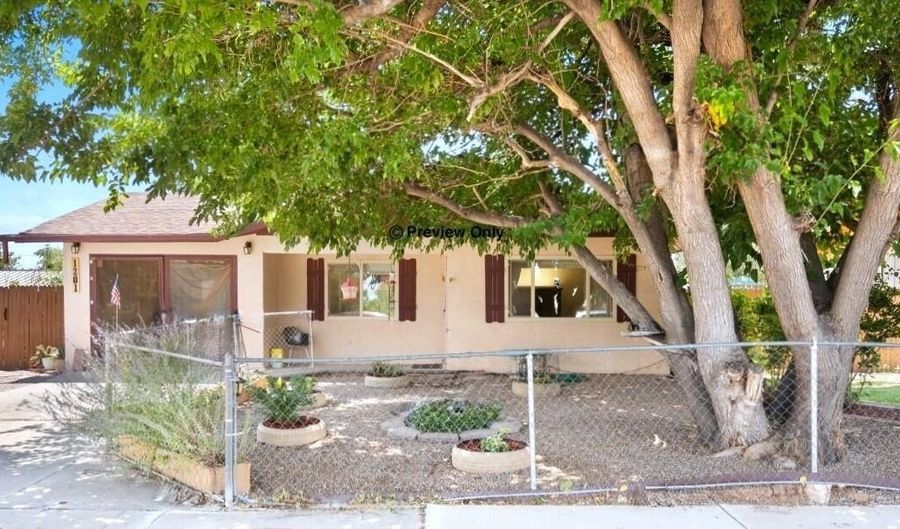 1201 W Didier Ave, Belen, NM 87002 - 3 Beds, 2 Bath