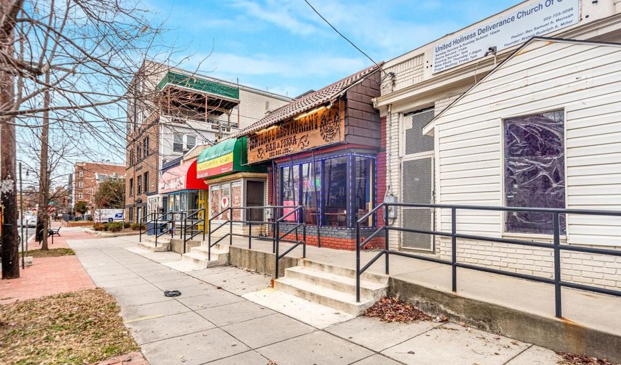 827 KENNEDY St NW, Washington, DC 20011 - 0 Beds, 0 Bath