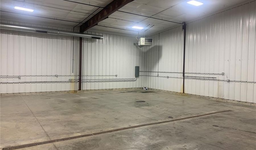 412 Chamber Dr, Anamosa, IA 52205 - 0 Beds, 0 Bath