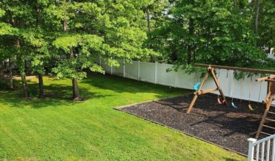 20 6th St, Barnegat, NJ 08005 - 5 Beds, 3 Bath