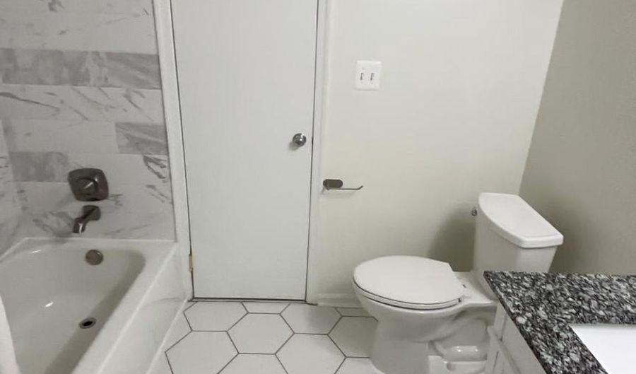 2602- E S ARLINGTON MILL Dr, Arlington, VA 22206 - 2 Beds, 1 Bath
