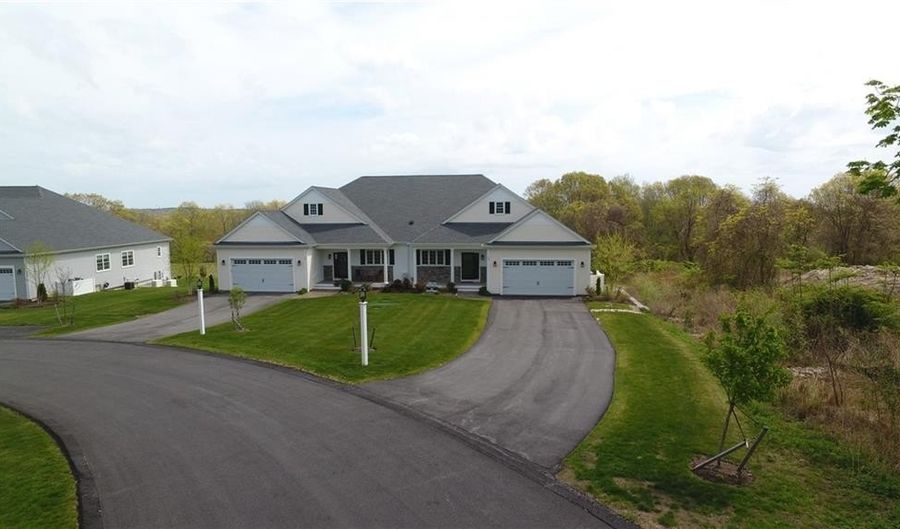 82 Joseph Ct 7, North Kingstown, RI 02874 - 2 Beds, 2 Bath