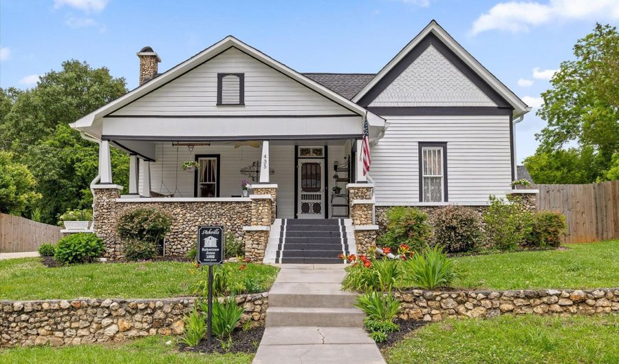 435 5th St, Ashville, AL 35953 - 4 Beds, 3 Bath