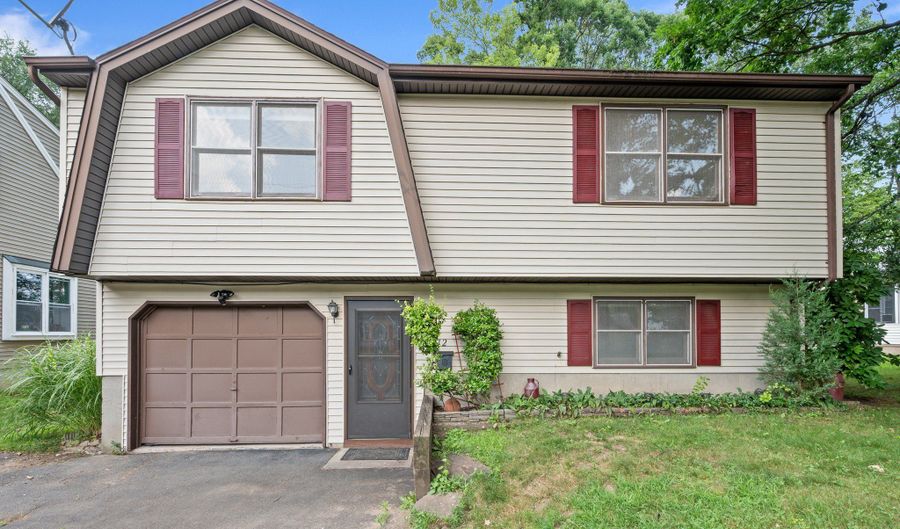 212 Rockwell Ave, Bristol, CT 06010 - 3 Beds, 2 Bath