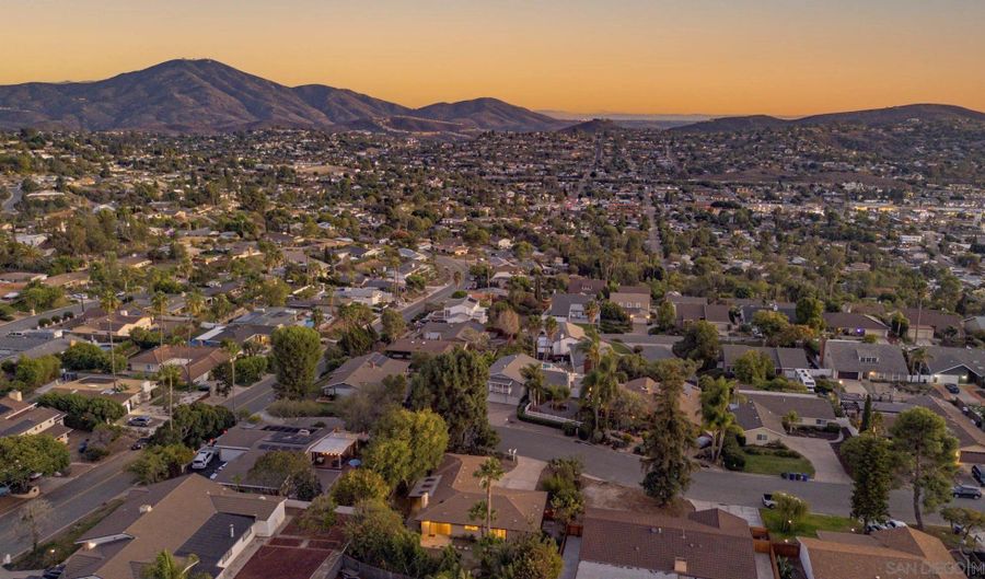 10020 Bonnie Vista Dr, La Mesa, CA 91941 - 3 Beds, 2 Bath