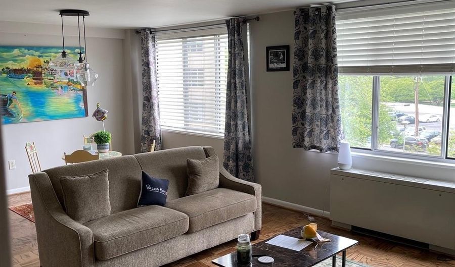 6621 WAKEFIELD Dr 317, Alexandria, VA 22307 - 2 Beds, 2 Bath