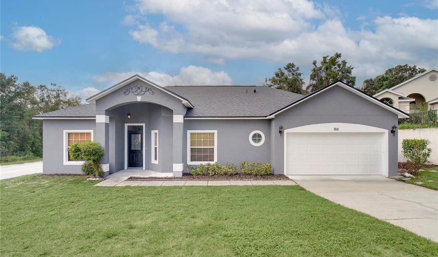 700 LAKE FRANCIS Dr, Apopka, FL 32712 - 3 Beds, 2 Bath