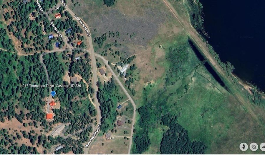 947 Thompson Dr, Cascade, ID 83611 - 3 Beds, 4 Bath