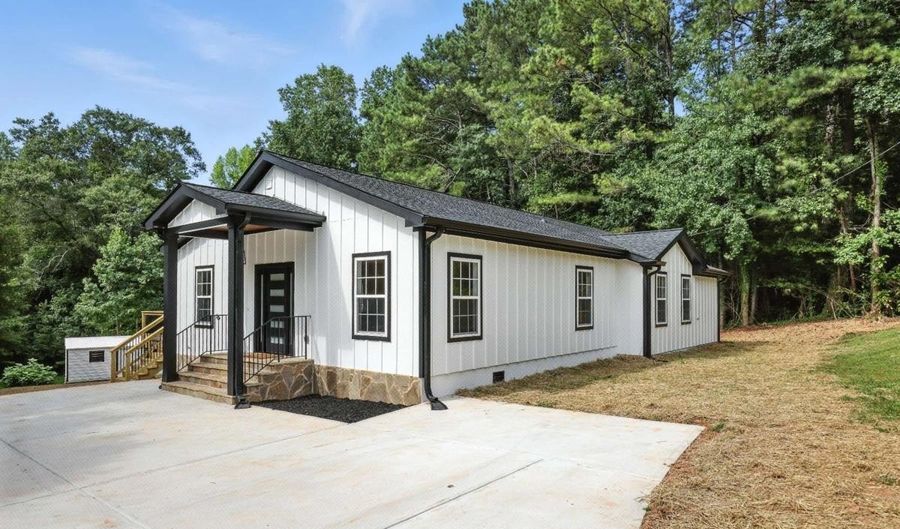 2048 Sugar Pike, Woodstock, GA 30188 - 3 Beds, 3 Bath