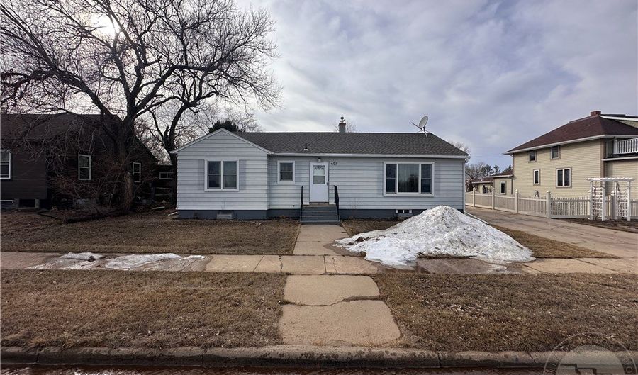 607 S 2nd St W, Baker, MT 59313 - 3 Beds, 2 Bath