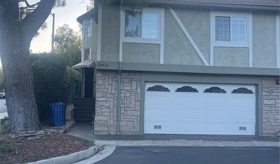 29631 Canwood St, Agoura Hills, CA 91301 - 2 Beds, 3 Bath