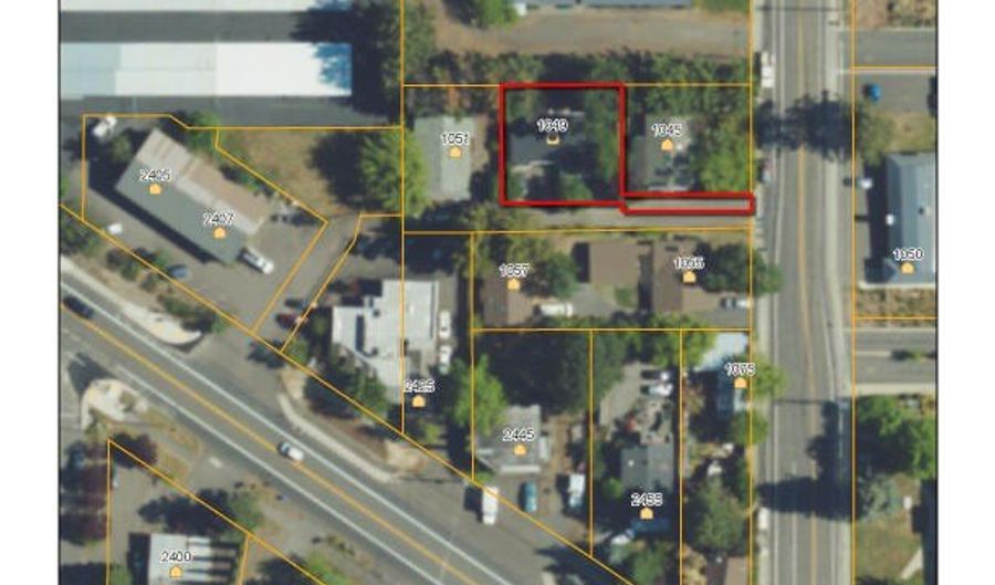 1049 Tolman Creek Rd, Ashland, OR 97520 - 3 Beds, 2 Bath