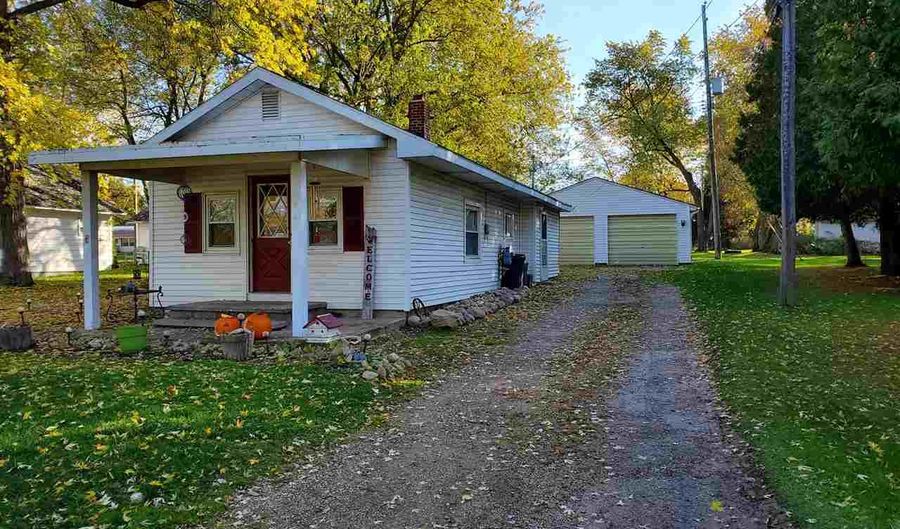 716 Pennsylvania, Alma, MI 48801 - 2 Beds, 1 Bath