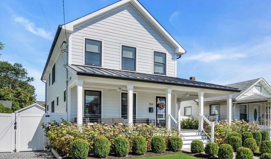704 15th Ave, Belmar, NJ 07719 - 4 Beds, 4 Bath