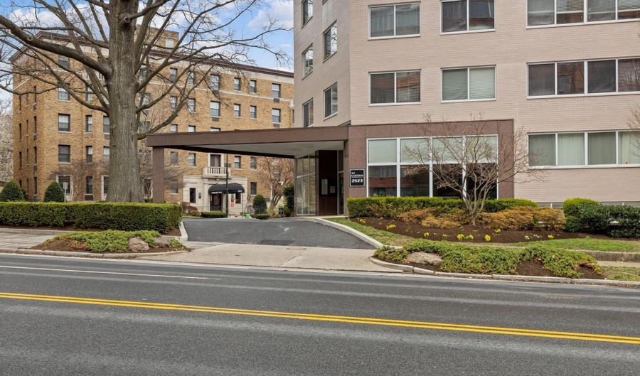 2829 CONNECTICUT Ave NW 512, Washington, DC 20008 - 0 Beds, 1 Bath