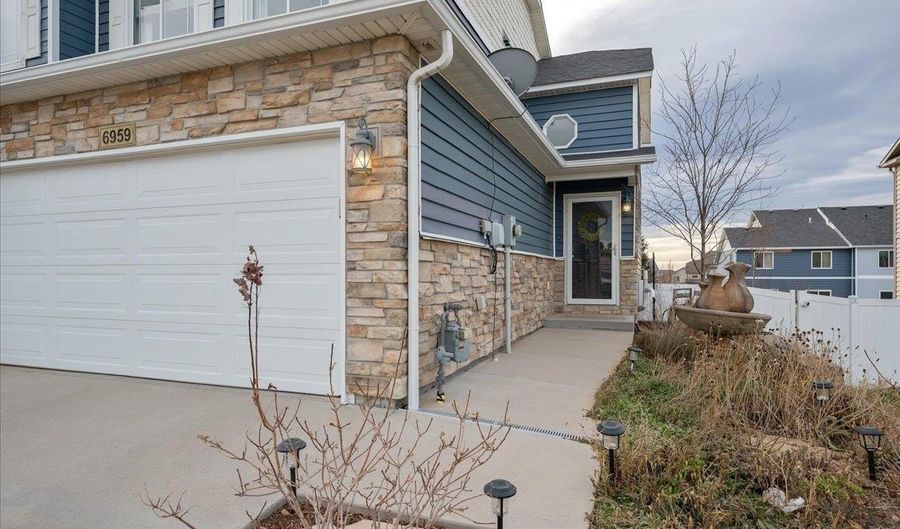 6959 COUNTRYSIDE Ave, Cheyenne, WY 82001 - 3 Beds, 3 Bath