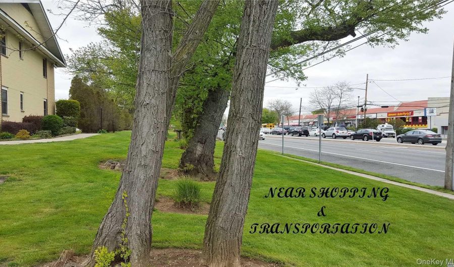 700 Broadway 28, Amityville, NY 11701 - 2 Beds, 1 Bath