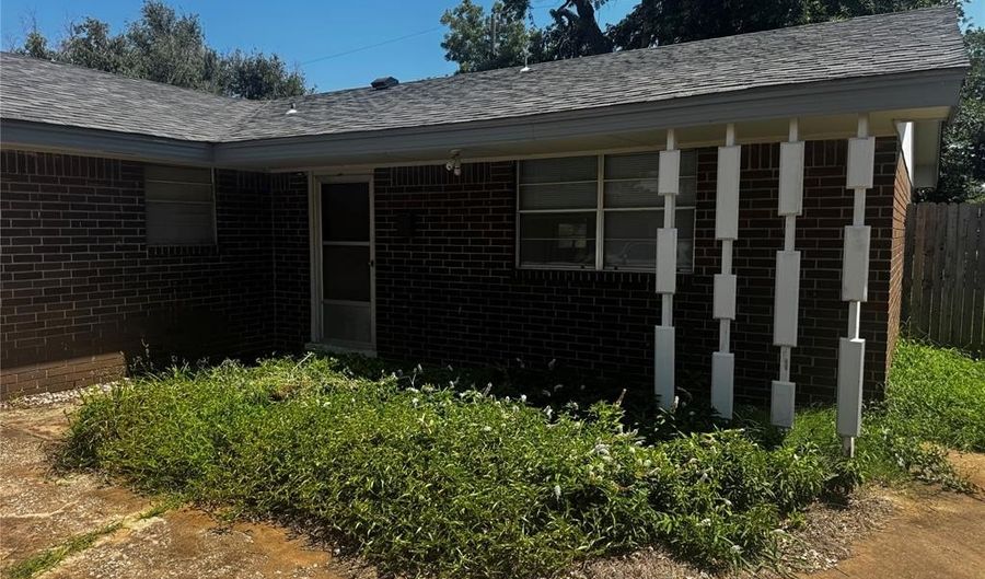 7904 NW 40th St, Bethany, OK 73008 - 3 Beds, 2 Bath