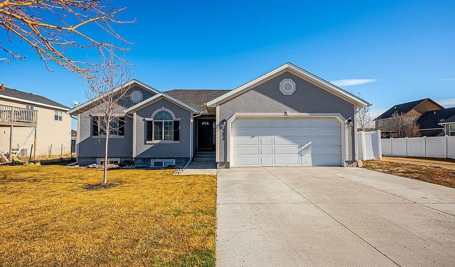 4656 Independence Ave, Chubbuck, ID 83202 - 6 Beds, 3 Bath